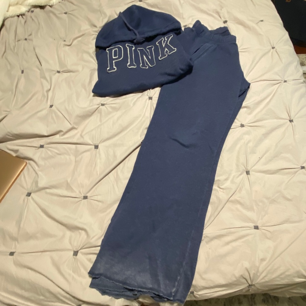 Size S VS Matching Outfit